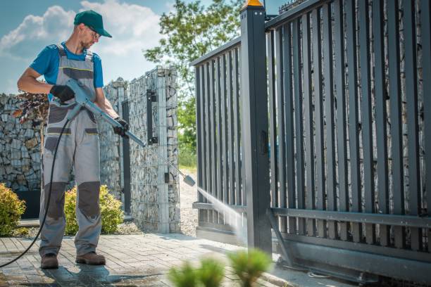 Best Sidewalk and Walkway Cleaning  in Solon, IA